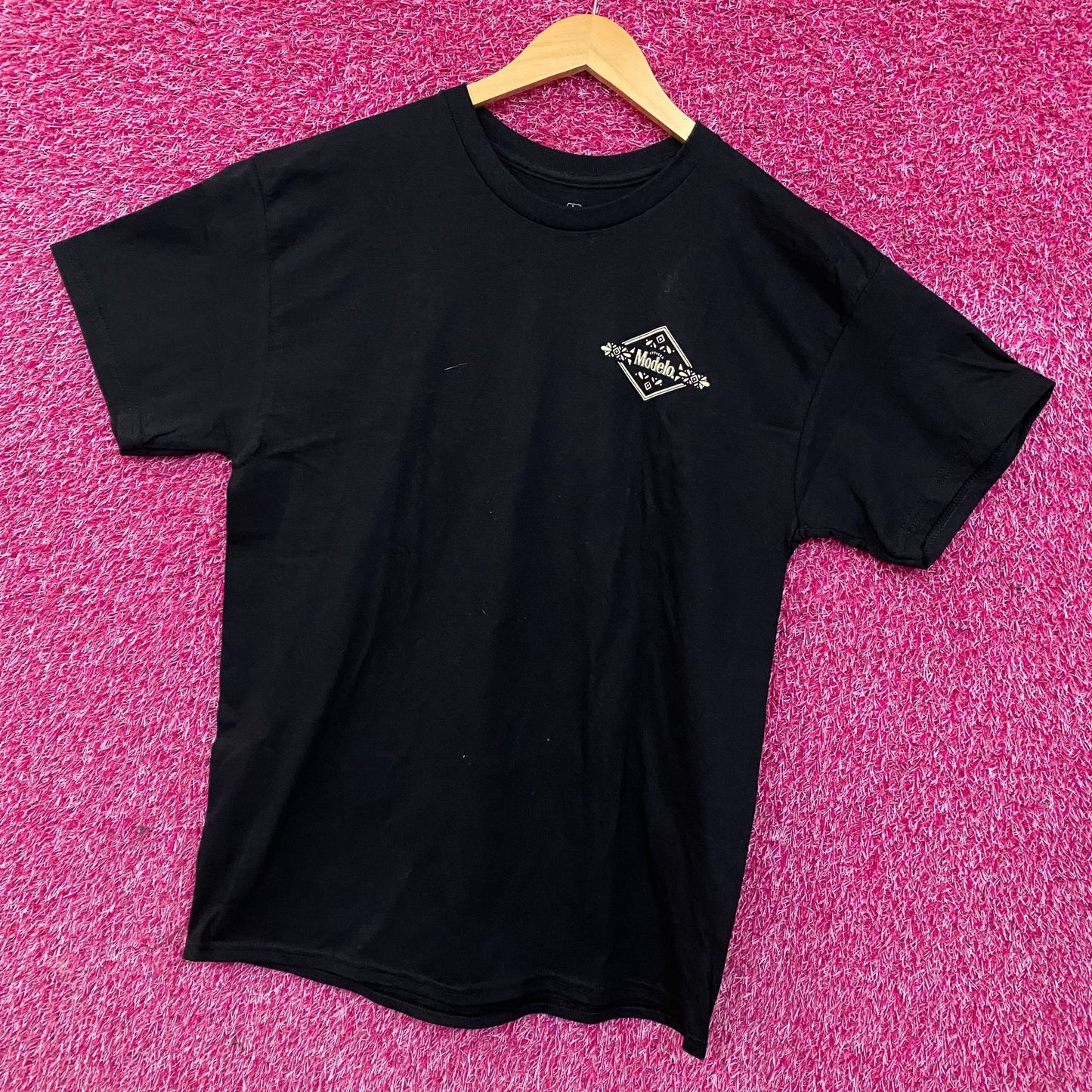 Modelo It Matters What You're Made Of Promo T-Shirt Large