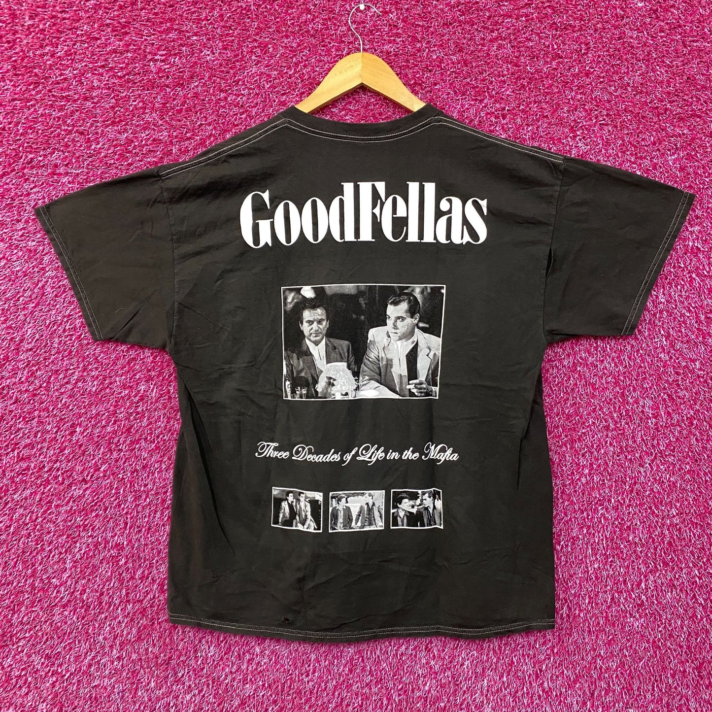 The Goodfellas : The Movie Three Decades of Life in the Mafia T-Shirt XL