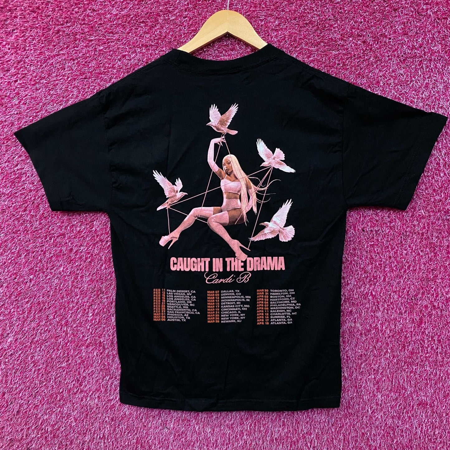 Cardi B Caught in the Drama "Little Miss Drama Tour" Graphic T-Shirt Medium