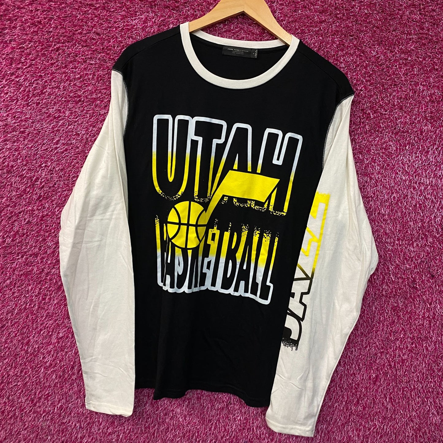 Junk Food Utah Basketball Graphic Raglan-Style Long-Sleeve Shirt Large