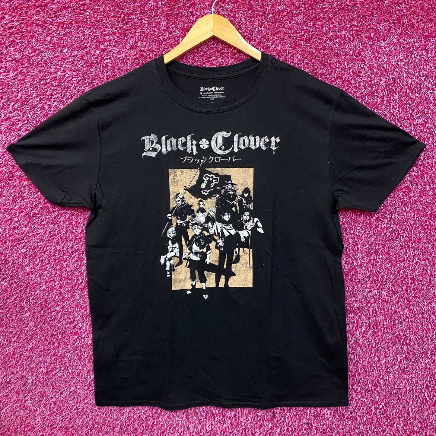 Black Clover Anime Manga Graphic Design T-Shirt XL