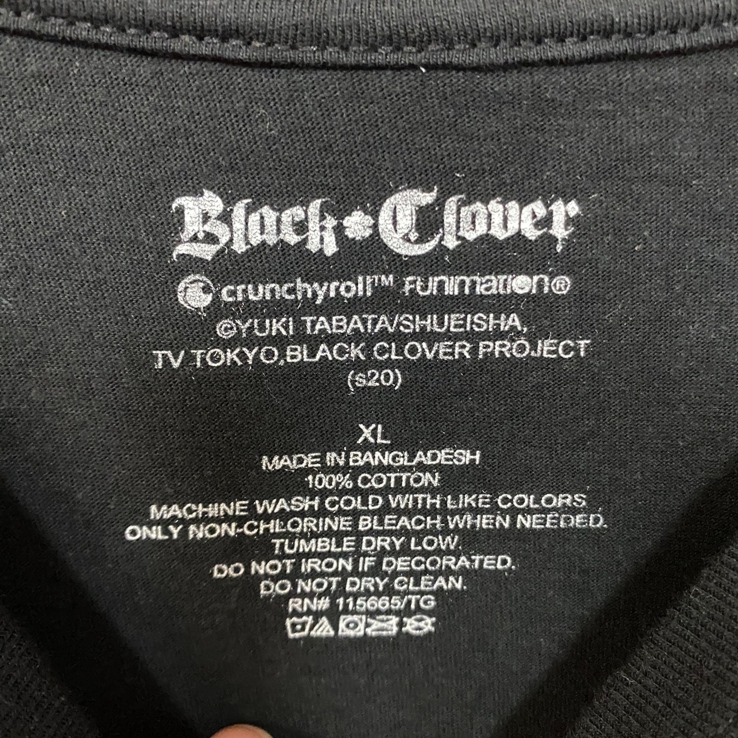 Black Clover Anime Manga Graphic Design T-Shirt XL