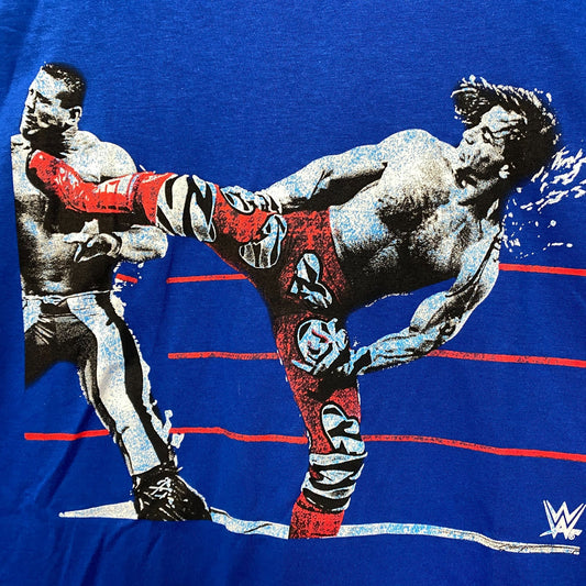 WWE Shawn Michaels The Heartbreak Kid HBK Sweet Chin Music Kick T-Shirt XL