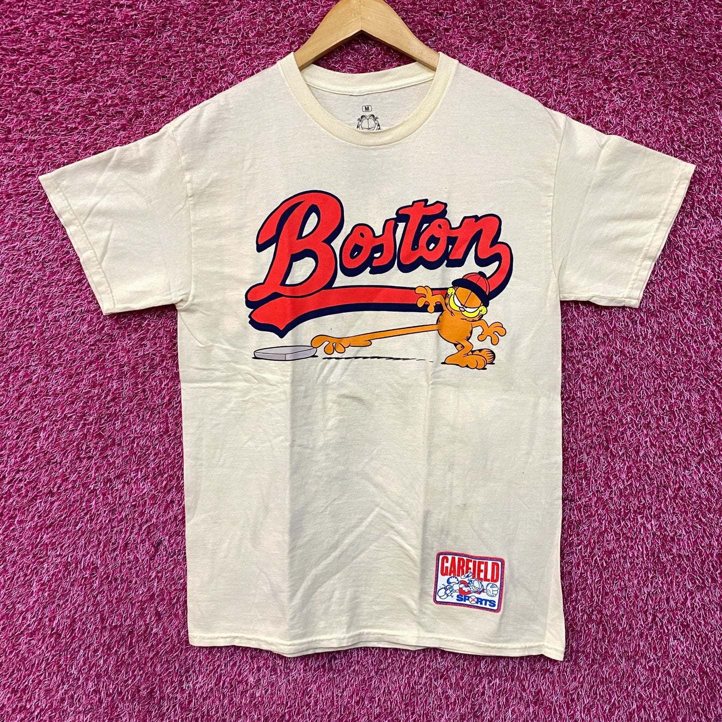 Garfield Boston Baseball Cartoon Graphic Design T-Shirt Medium