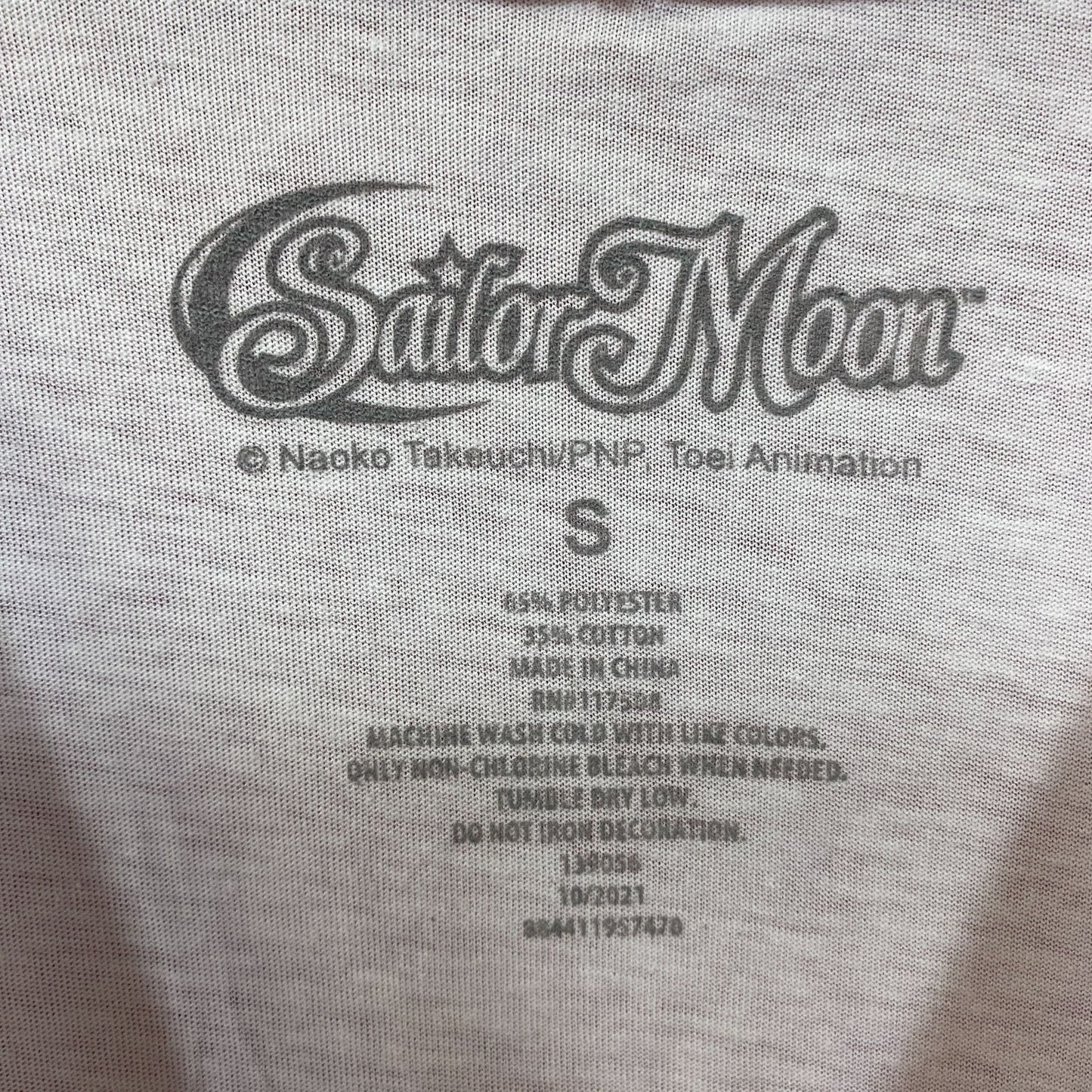 Sailor Moon Anime Graphic V-Neck T-Shirt Small