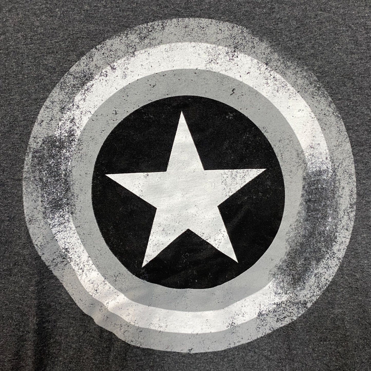 Marvel Captain America Shiel Graphic Design T-Shirt Small