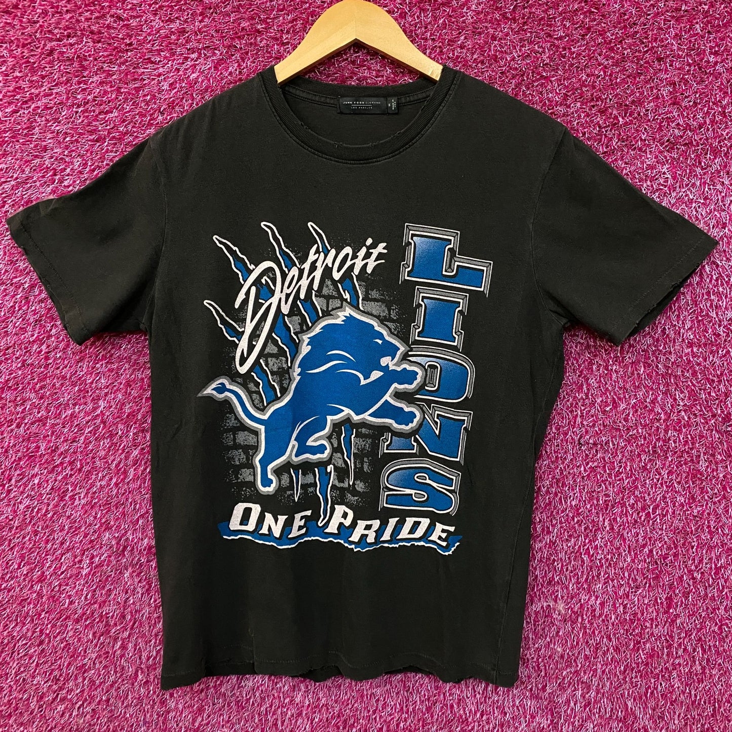 Junk Food Clothing Detroit Lions "One Pride" Vintage-Style T-Shirt Medium