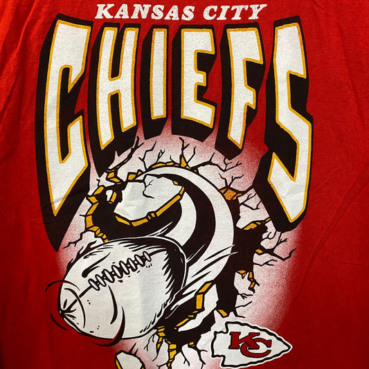 Junk Food NFL Kansas City Chiefs Break Through  T-Shirt Small