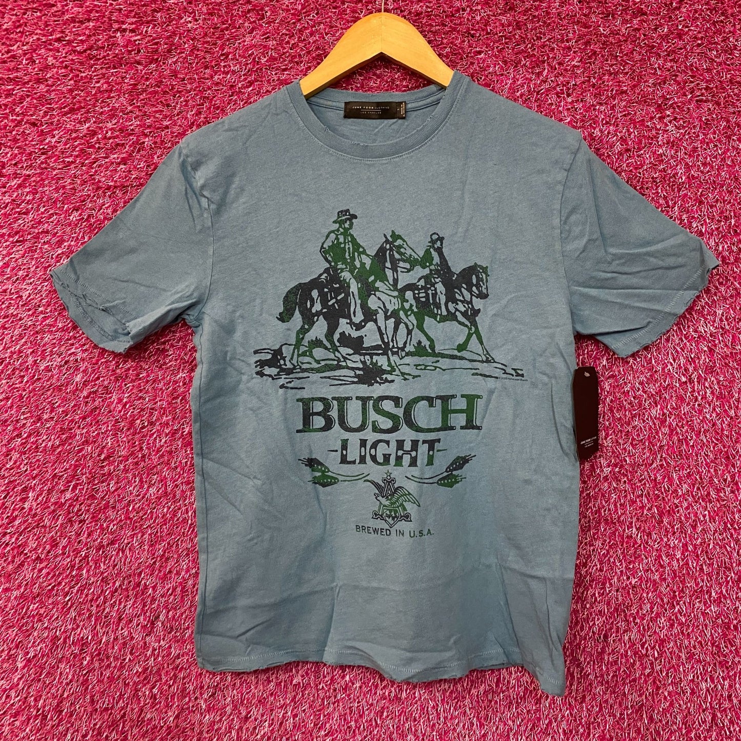 Junk Food Clothing Busch Light Vintage-Style T-Shirt Small