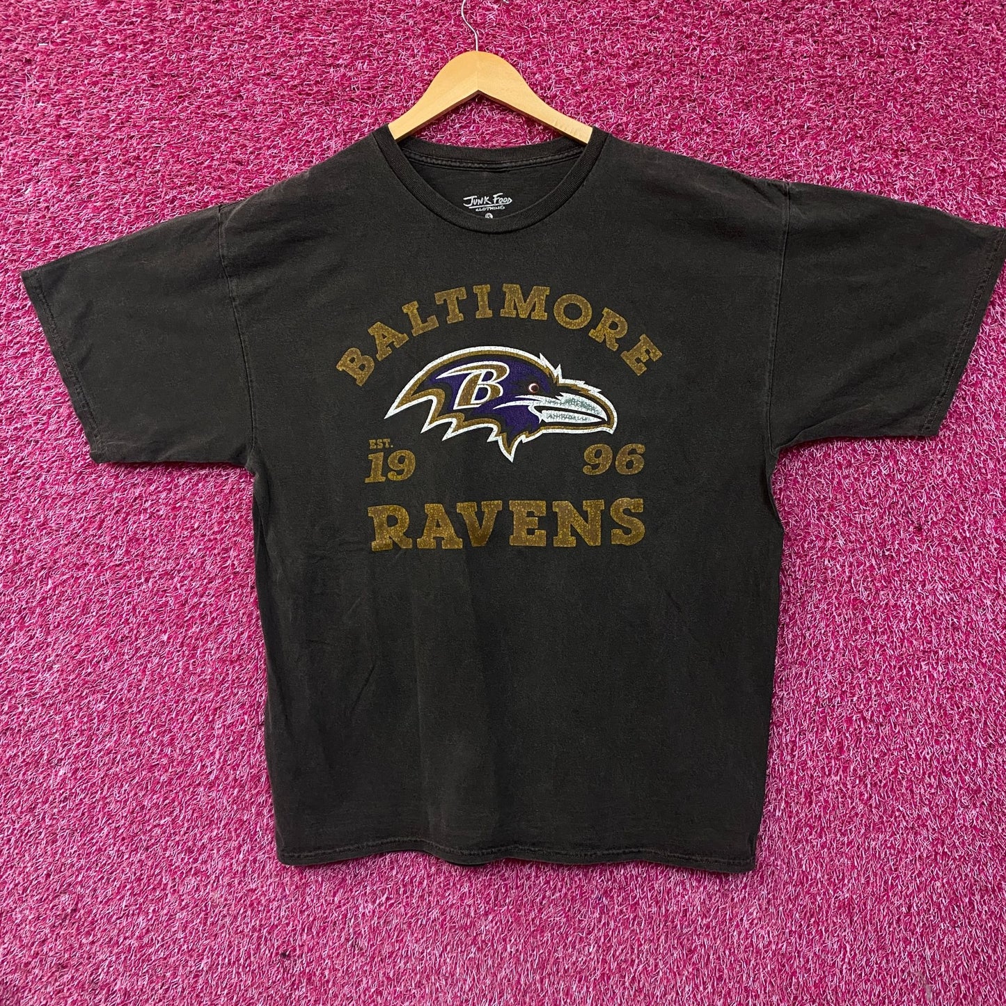 Junk Food Baltimore Ravens Establishment Retro Vintage Style Graphic T-Shirt Small