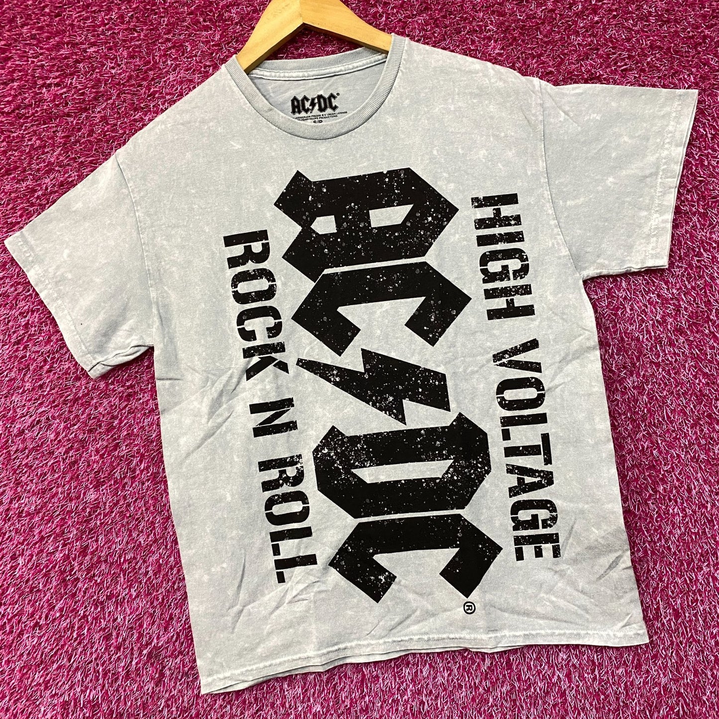 AC/DC High Voltage Rock N Roll T-Shirt Small