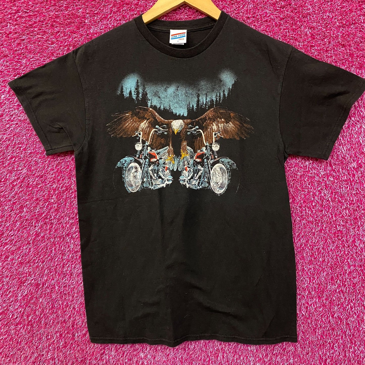 Junk Food Eagle Motorcycle Graphic Design T-Shirt Small