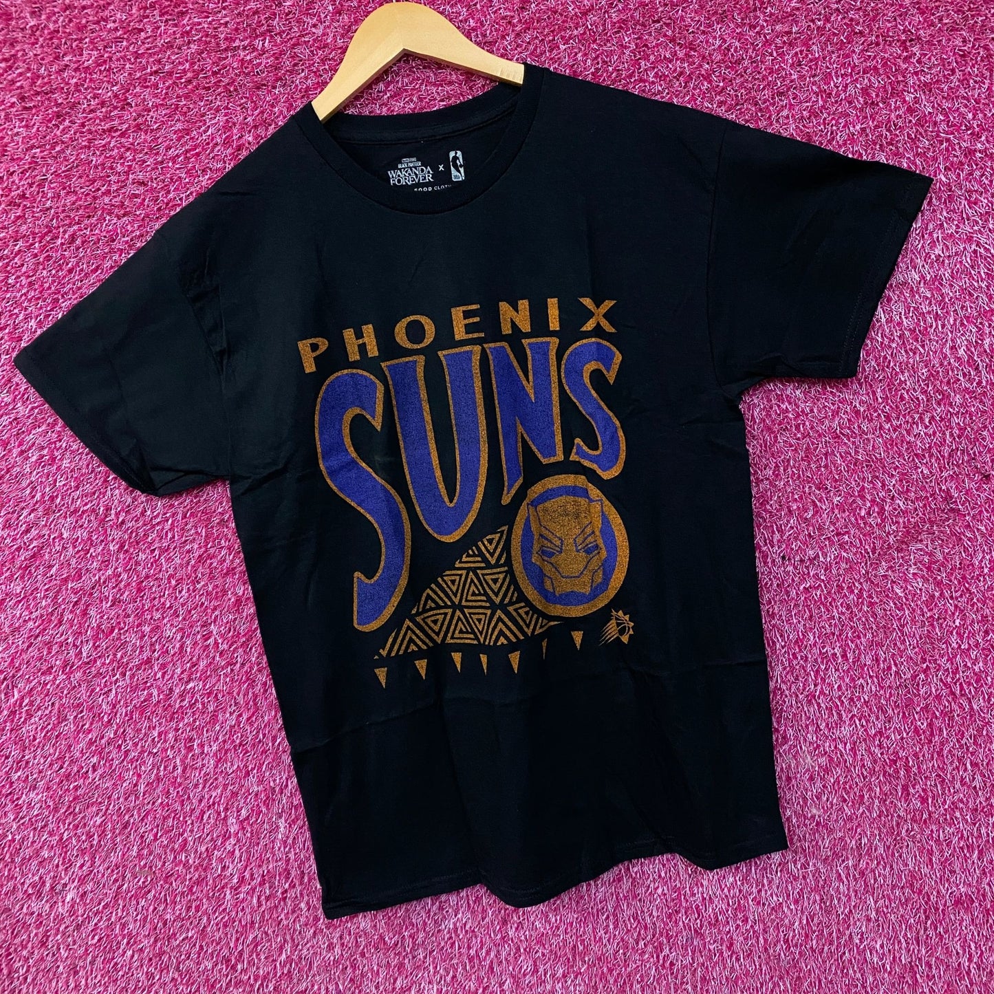 Junk Food Phoenix Suns NBA x Marvel Black Panther Wakanda Forever T-Shirt Large