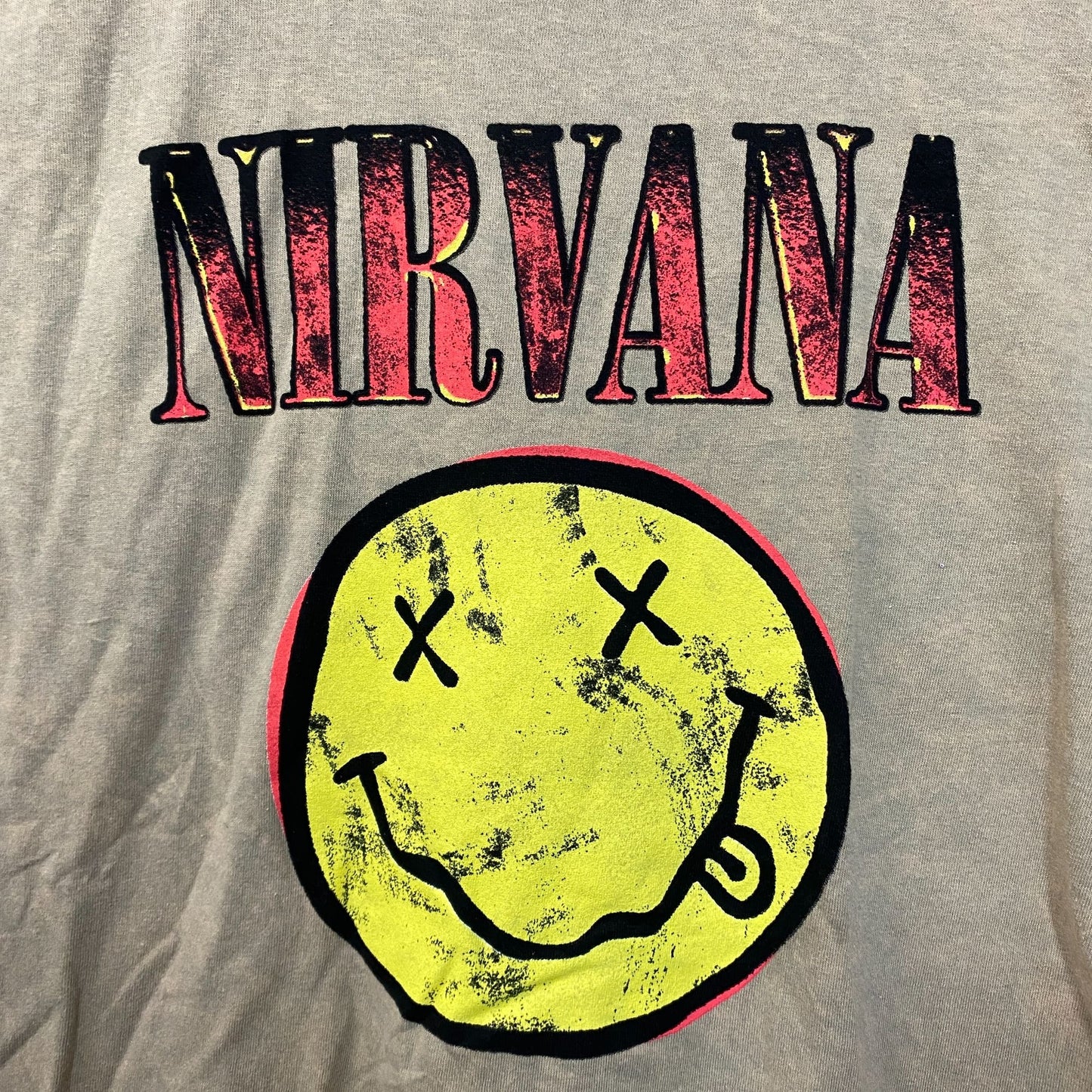 Nirvana Nevermind Grunge Rock Tshirt size Medium