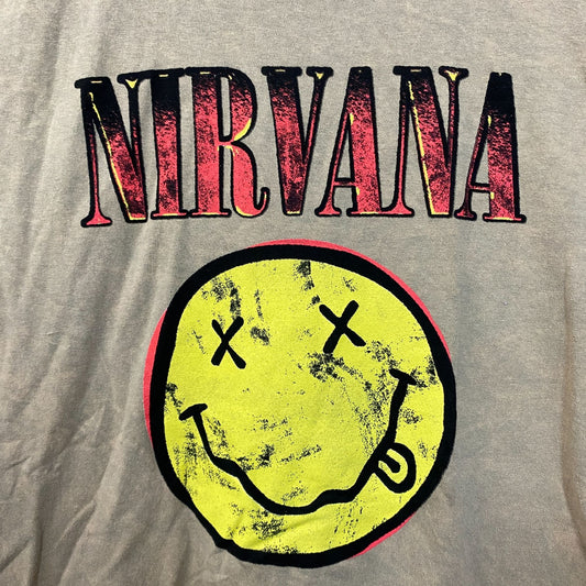 Nirvana Nevermind Grunge Rock Tshirt size Medium