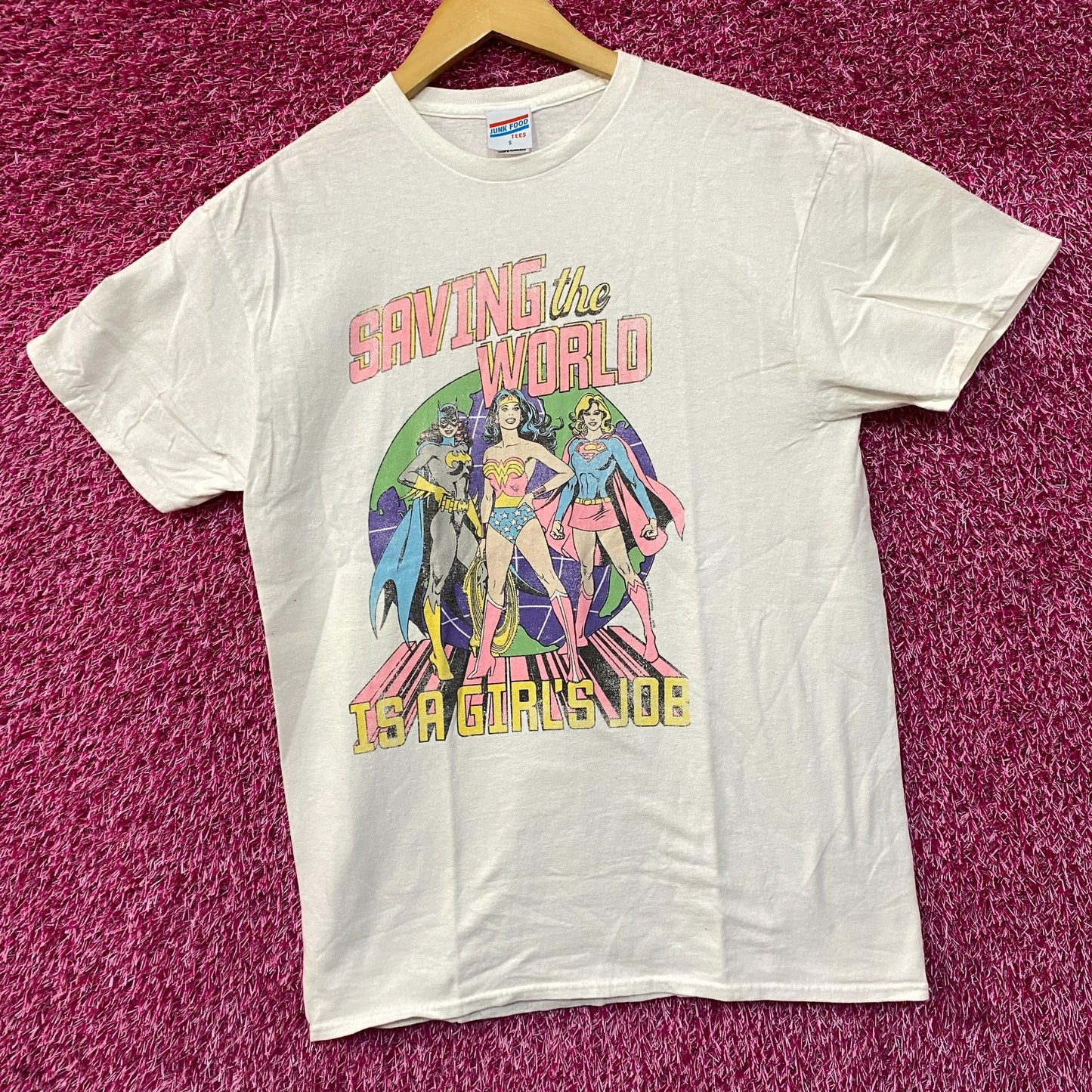 Junk Food Clothing DC "Saving The World Is A Girls Job" Graphic Tee Small