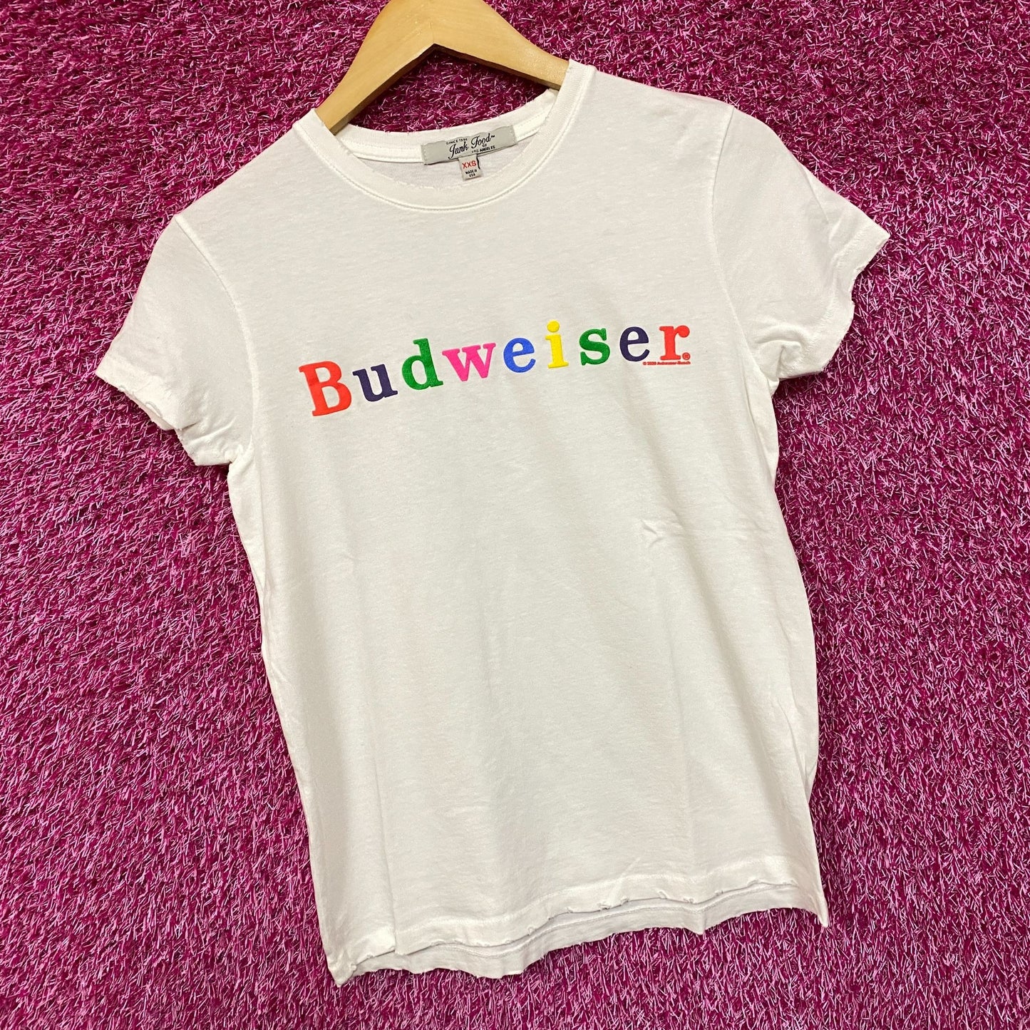 Budweiser Logo Graphic Design T-Shirt XXS