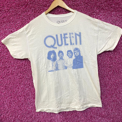 Queen Group Portrait T-Shirt Large