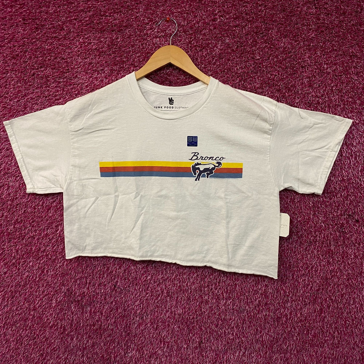 Junk Food Clothing "Bronco 66" Graphic Women's Crop Tee Medium