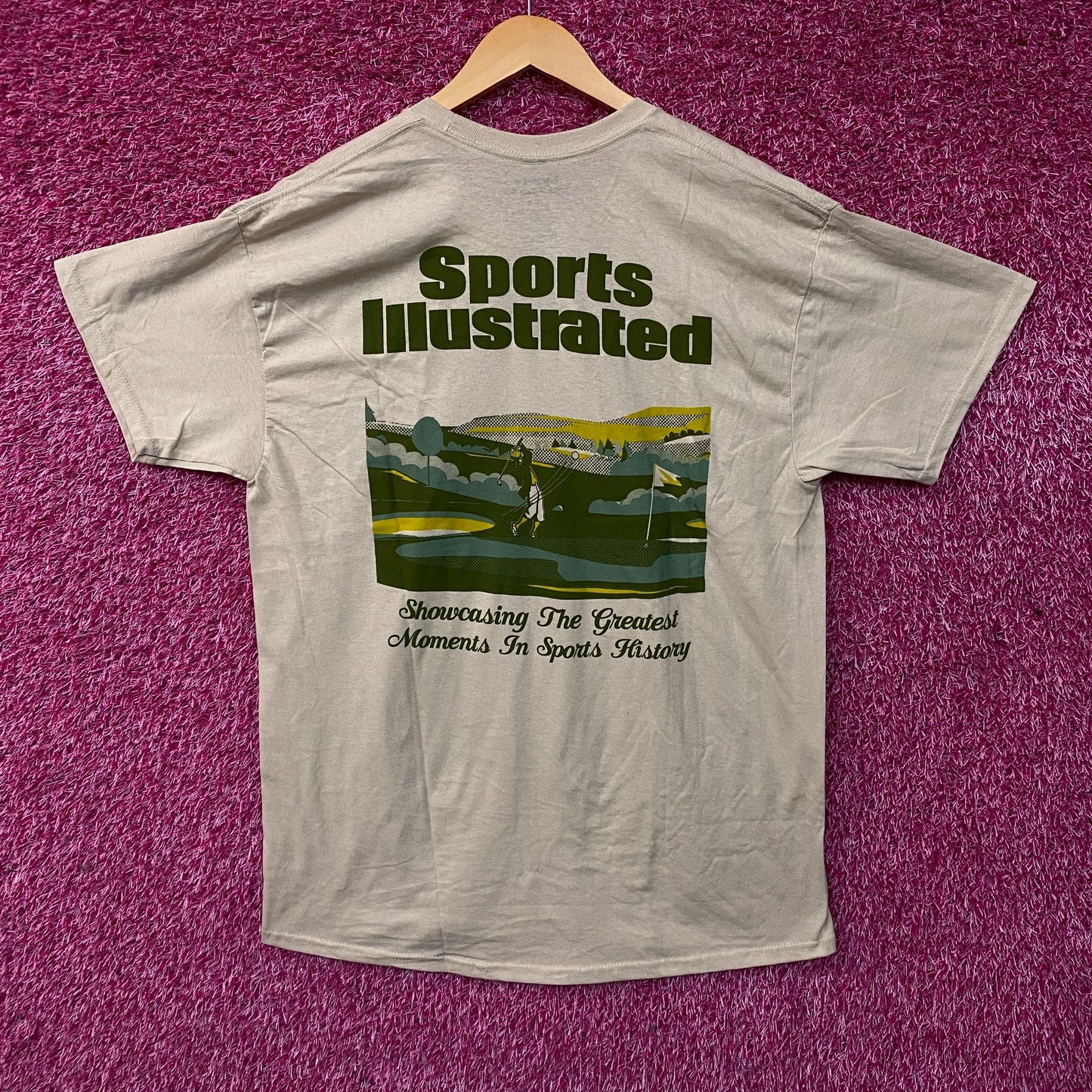 Sports Illustrated Vintage Style Golf Graphic T-Shirt Large