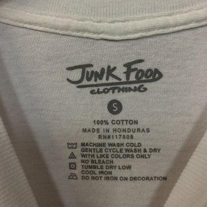 Junk Food Clothing Cheers and Beers Cropped Graphic T-Shirt Small