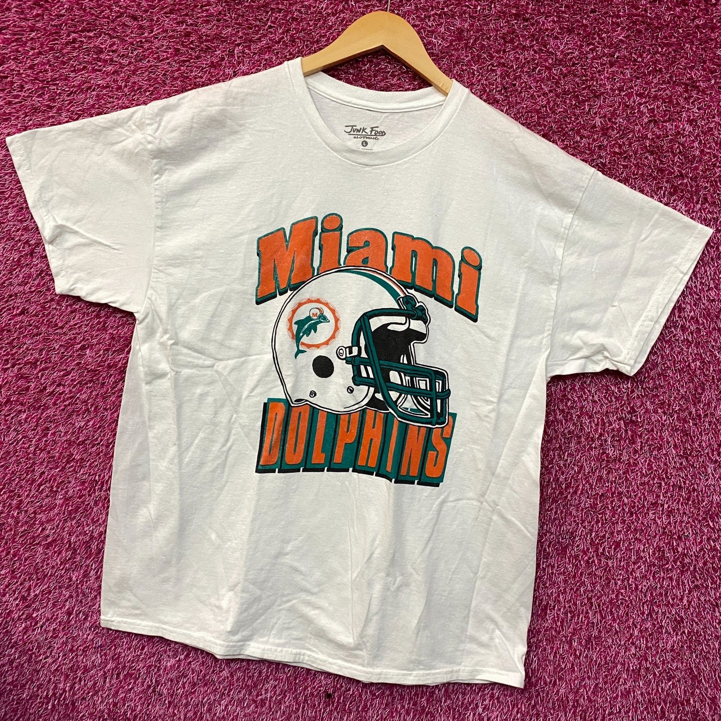 Junk Food NFL Miami Dolphins Throwback Helmet Logo T- Shirt Large