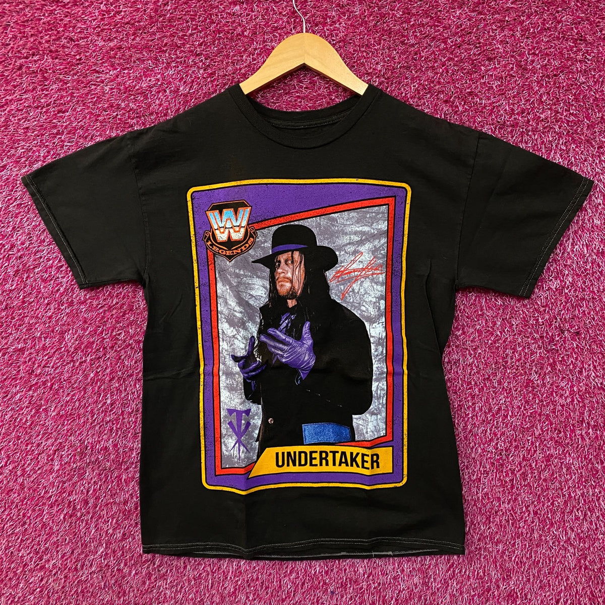 WWE The Undertaker Trading Card T-Shirt Medium