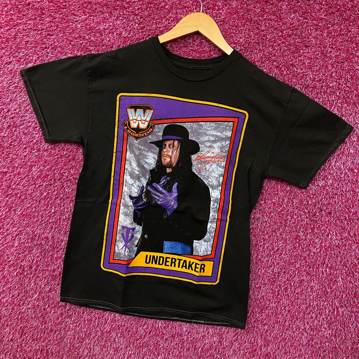 WWE The Undertaker Trading Card T-Shirt Medium