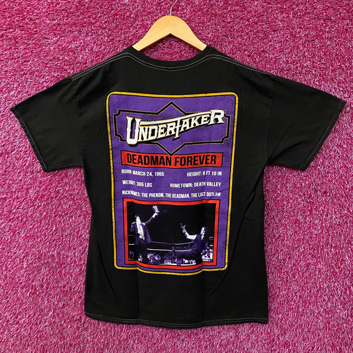 WWE The Undertaker Trading Card T-Shirt Medium