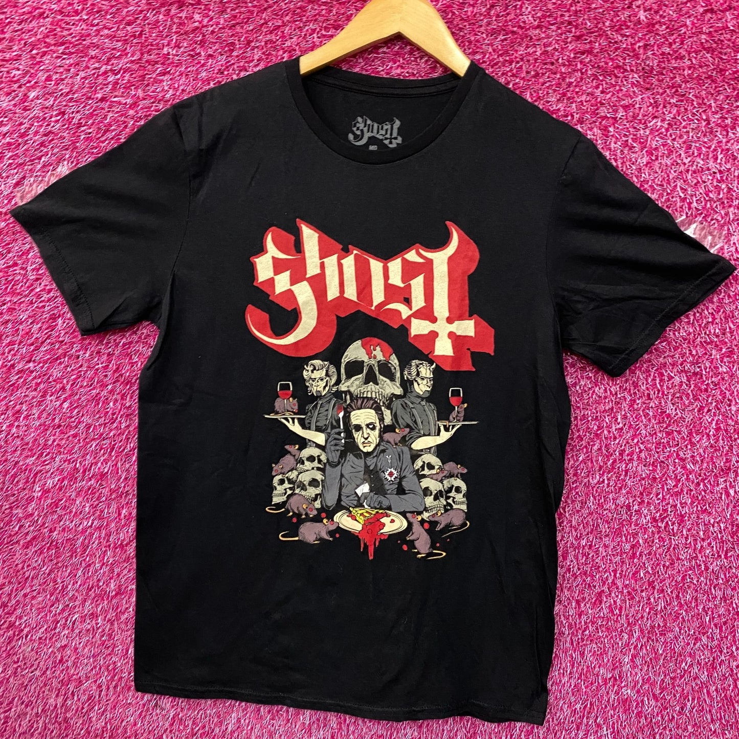 Ghost Cherry Pie Cardinal Copia Rock Band T-Shirt Medium