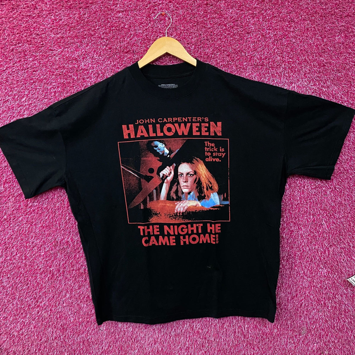 Halloween "The Night He Came Home" Horror Graphic T-Shirt Large