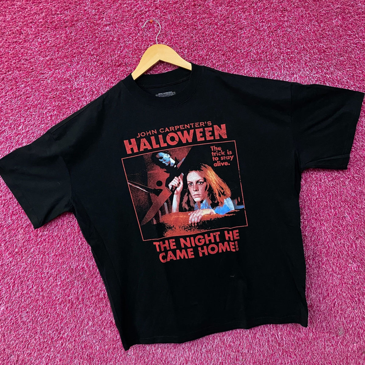 Halloween "The Night He Came Home" Horror Graphic T-Shirt Large