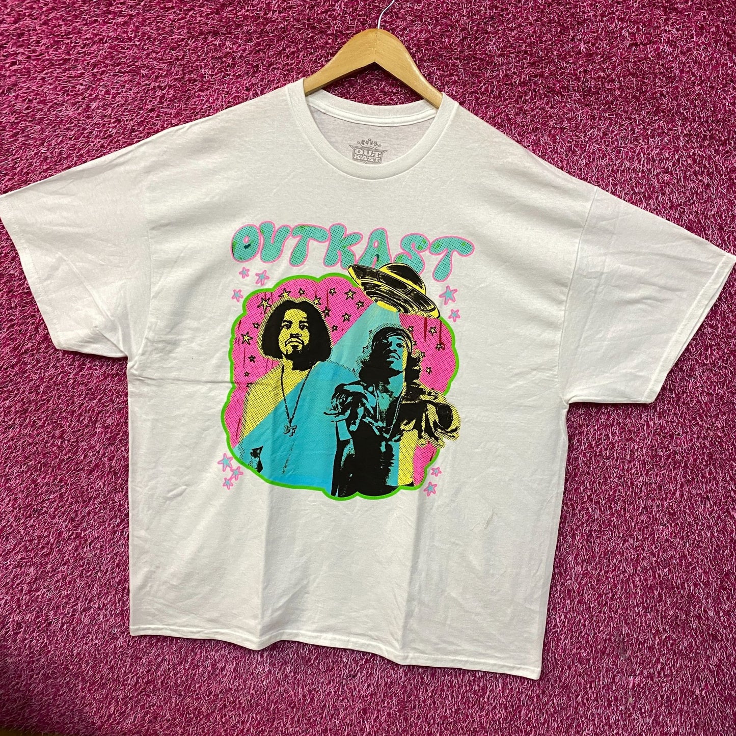 Outkast  Spaceship Cartoon Graphic Hip Hop T-Shirt 2XL