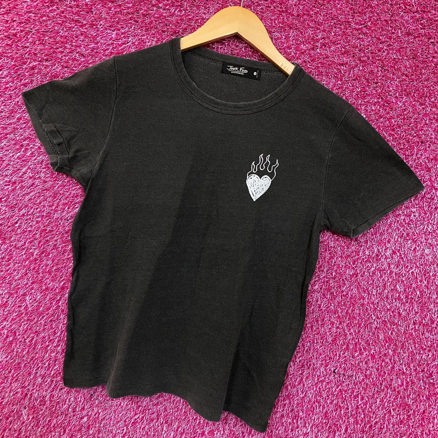 Junk Food Clothing Women's Burning Love Original Vintage Style Tee Large