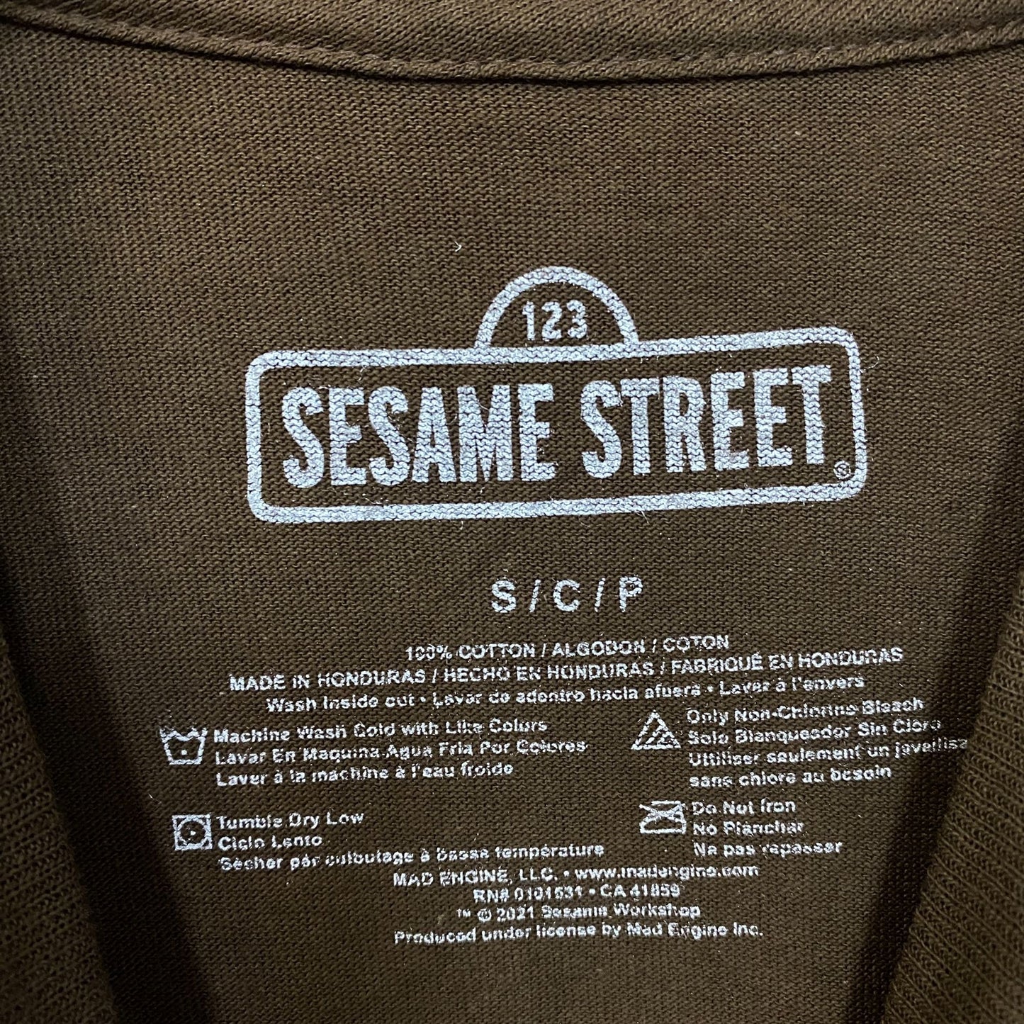 Seven Times Six Sesame Street Snuffleupagus Face T-Shirt Small