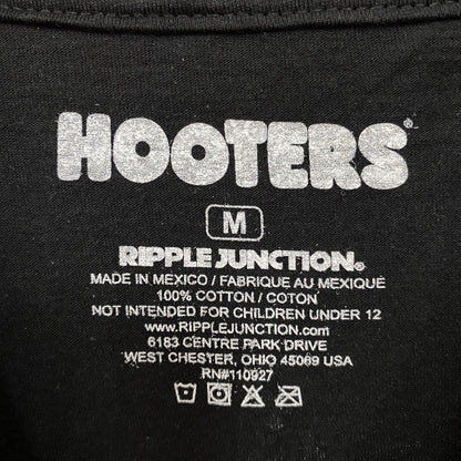 Hooters Racing Team 83 Delightfully Tacky Tailgate T-Shirt Medium