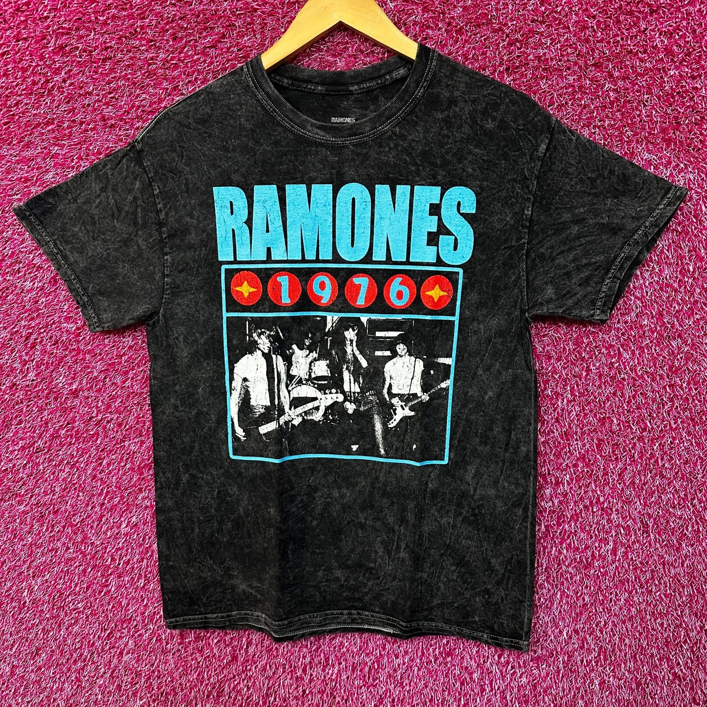 The Ramones 1976 Tour mineral wash Tshirt size Medium