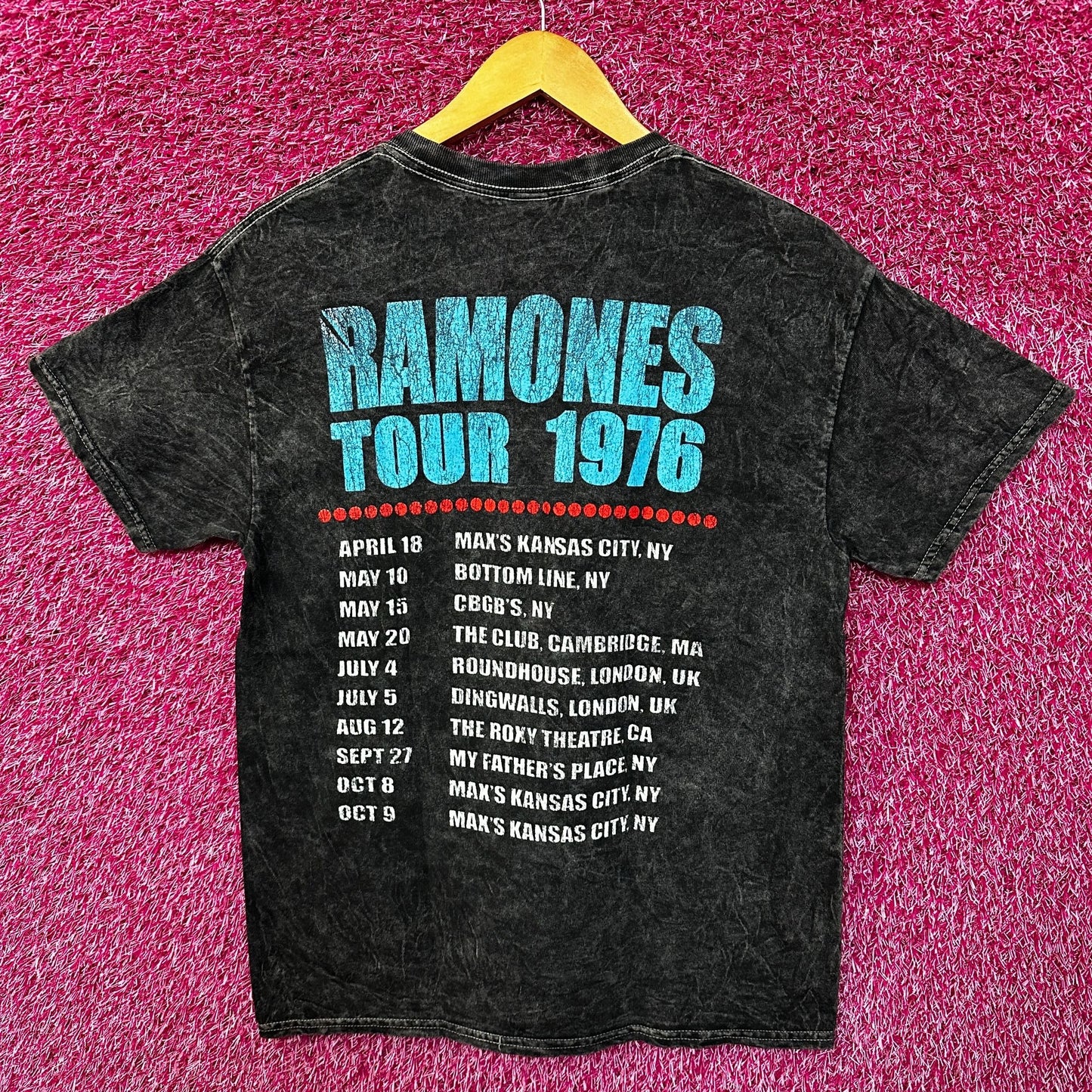 The Ramones 1976 Tour mineral wash Tshirt size Medium