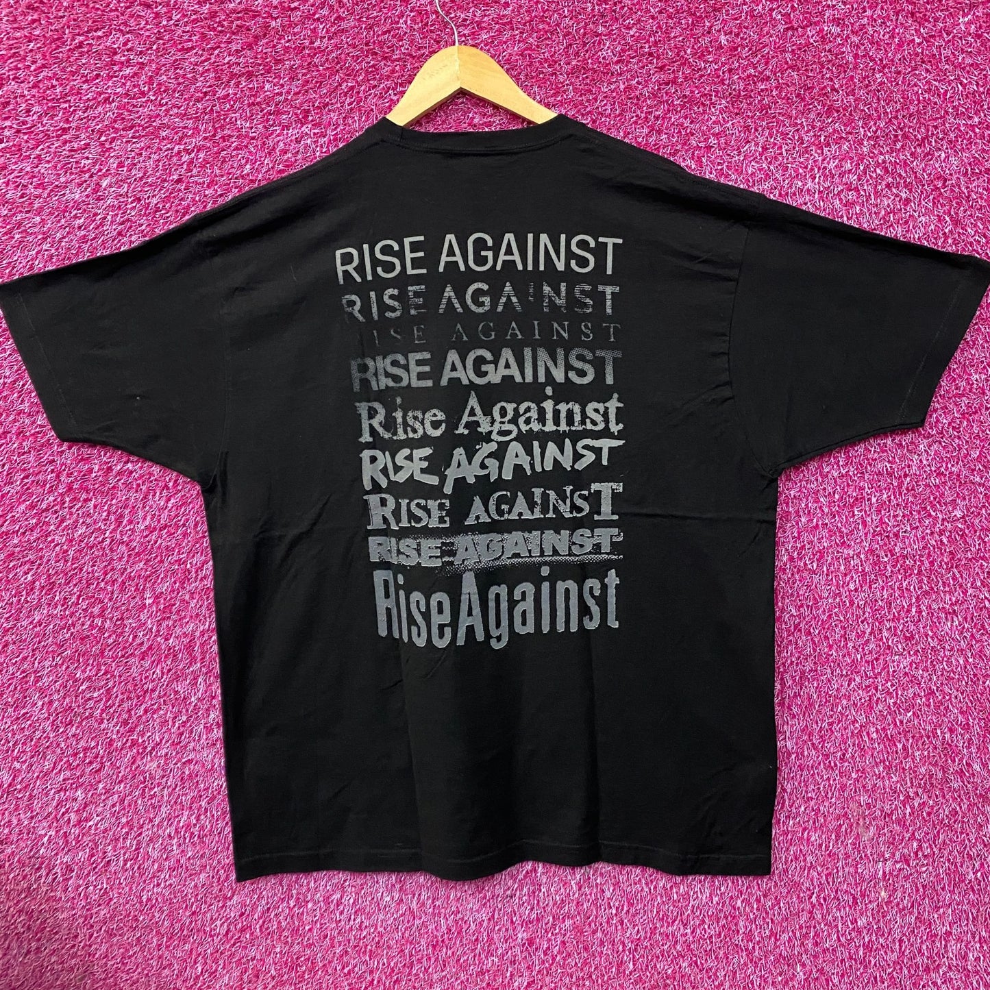 Rise Against Heart Fist Punk Rock Band Graphic T-Shirt 2XL