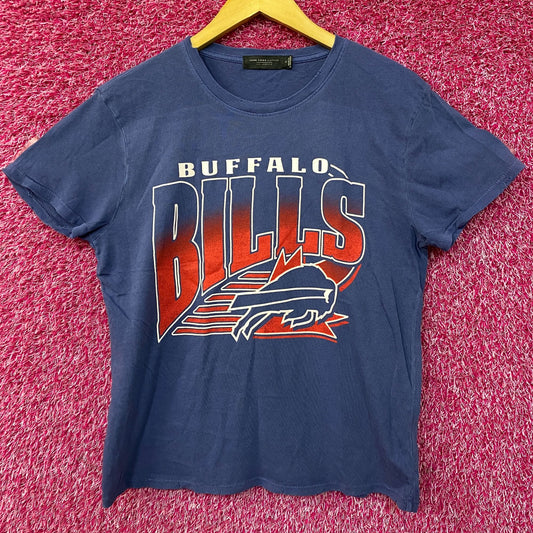 Junk Food NFL Buffalo Bills Logo Football Tshirt size Small