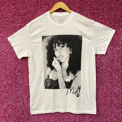 Tyla We Wanna Party Album Poster T-Shirt Large
