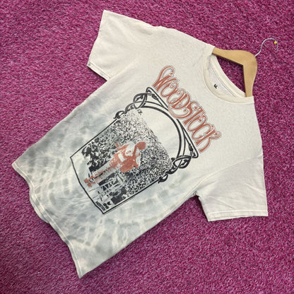 Woodstock Crowd Pleasing Playing Split dye Tee size small