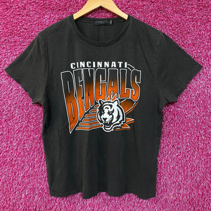 Junk Food Clothing NFL Cincinnati Bengals Chrome Retro Style Women's T-Shirt Large