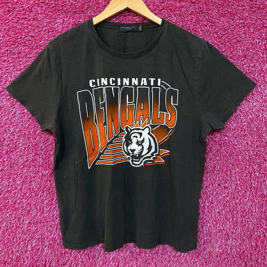 Junk Food Clothing NFL Cincinnati Bengals Chrome Retro Style Women's T-Shirt Large