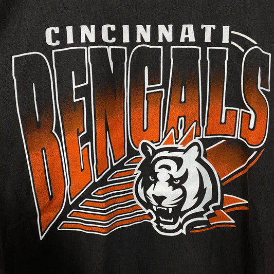 Junk Food Clothing NFL Cincinnati Bengals Chrome Retro Style Women's T-Shirt Large