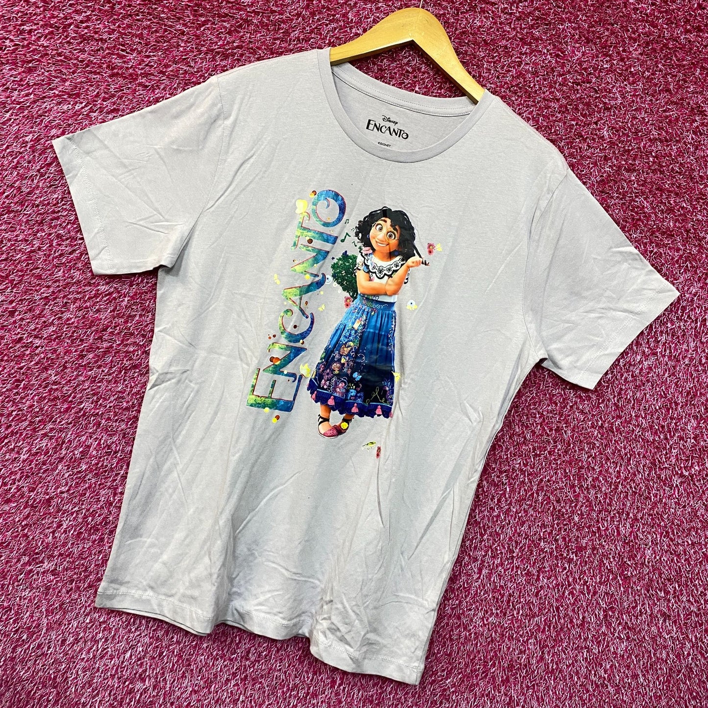 Encanto Mirabel Disney Purple Tshirt size Extra Large