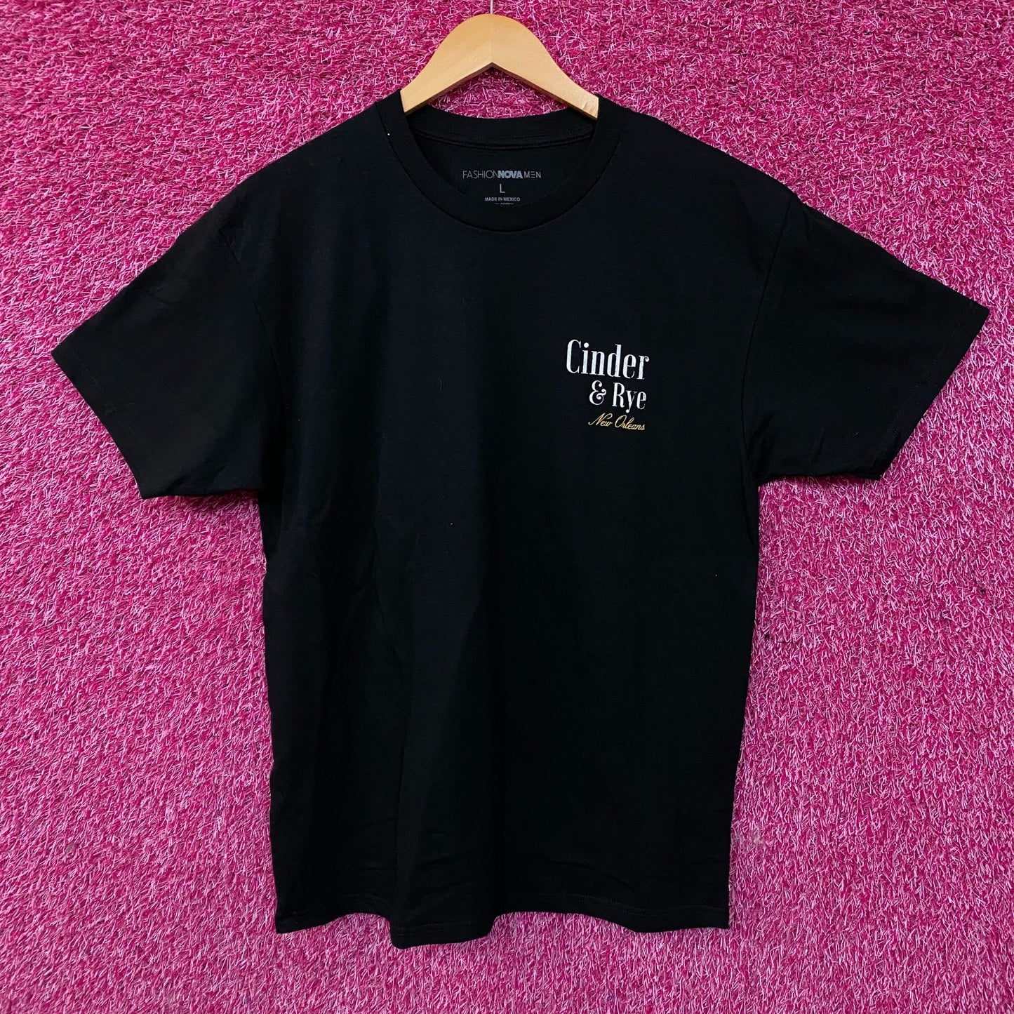 Fashion Nova Cinder & Rye Graphic T-Shirt Large