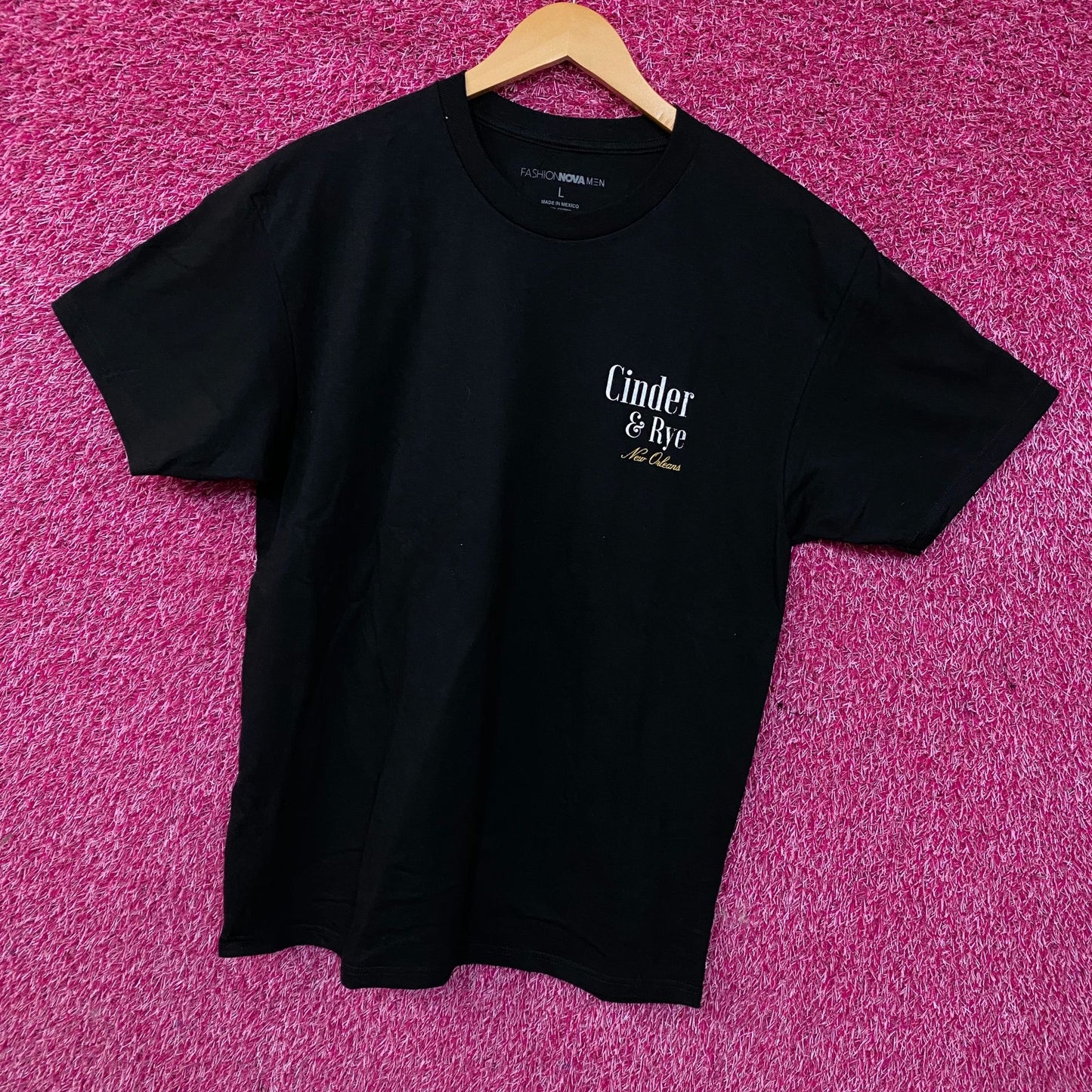 Fashion Nova Cinder & Rye Graphic T-Shirt Large