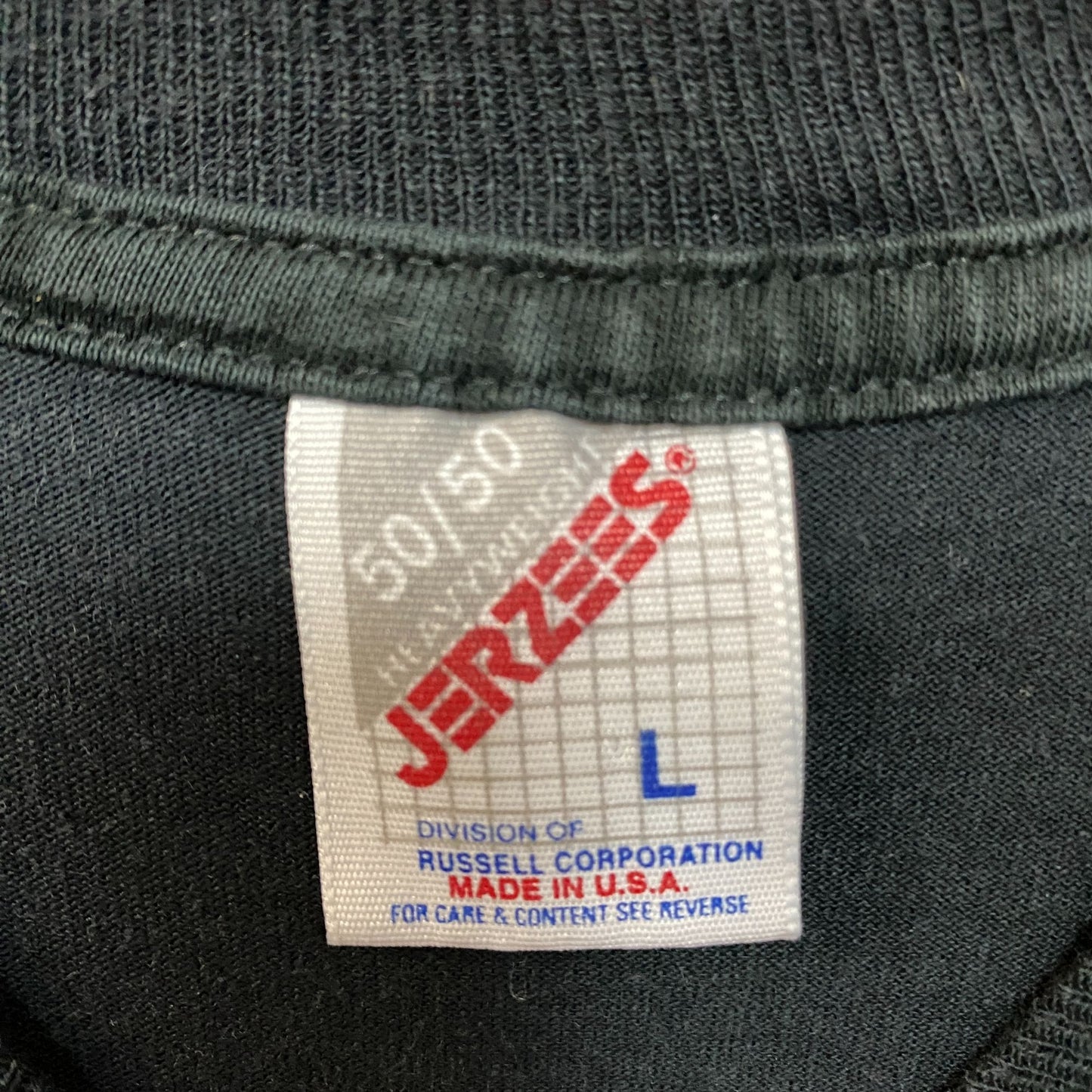 Pink Beaver Atraxion Wear Graphic Design T-Shirt Large