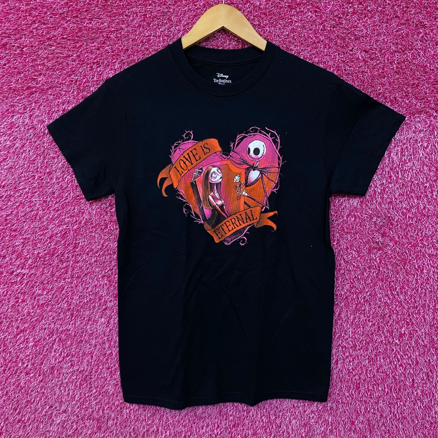 Love is Eternal The Nightmare Before Christmas Valentine's Day tee M
